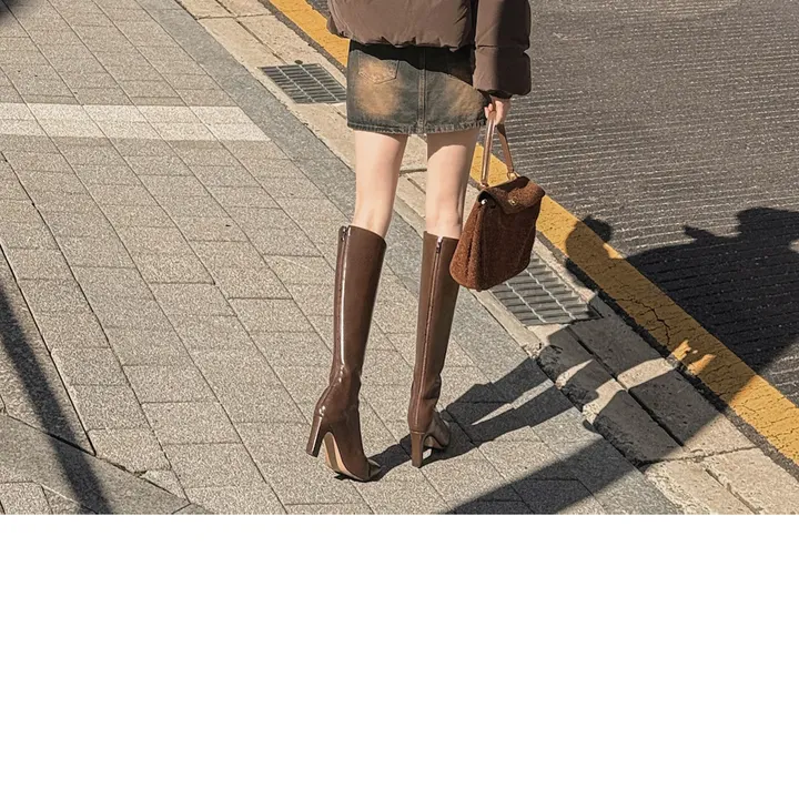 [무광레더/매트질감/어깡❌/고퀄/5col] 노라트 하이넥 카라넥 스냅버튼 지퍼 웰론 페이크레더 매트 무광 레더 크롭 패딩 상세 이미지 26
