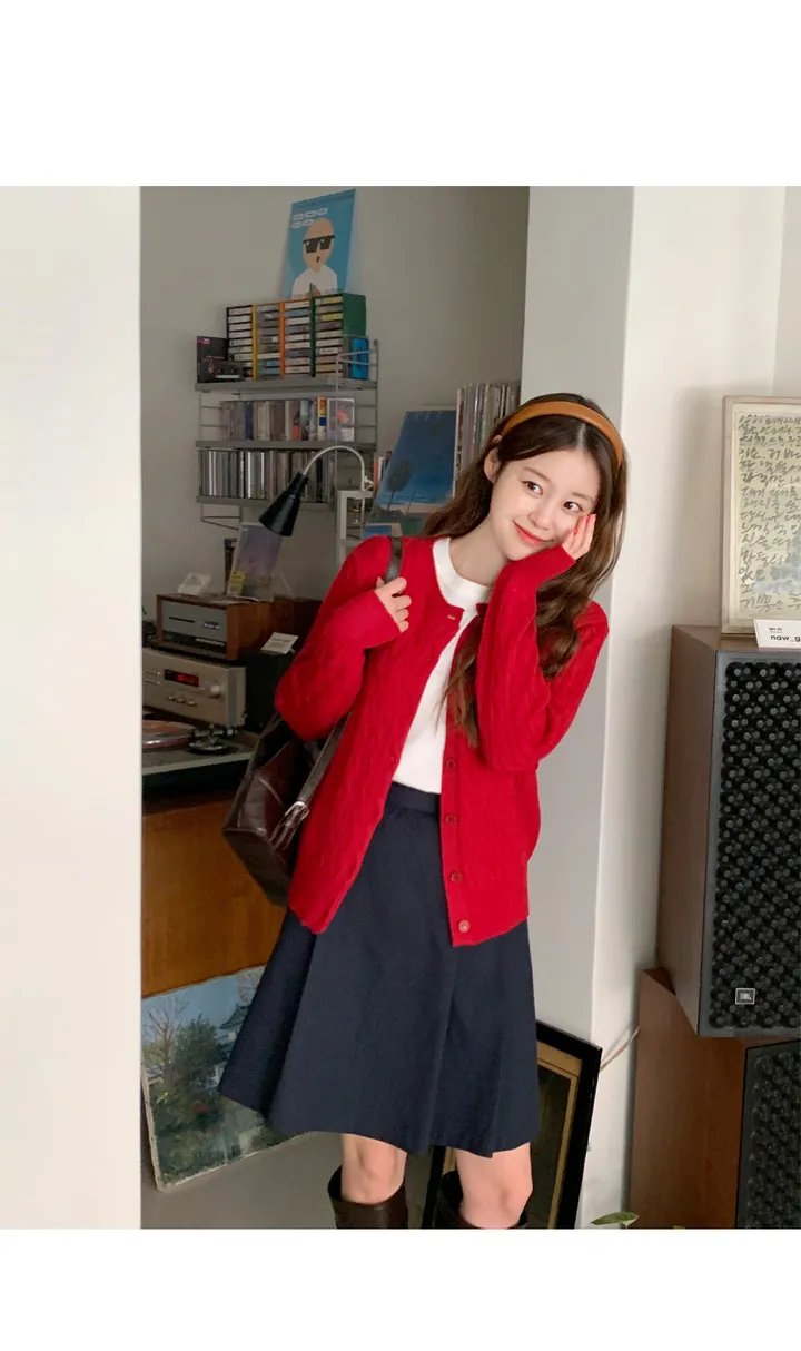 [정사이즈핏/간절기필수-!]클래식꽈니트가디건 상세 이미지 14