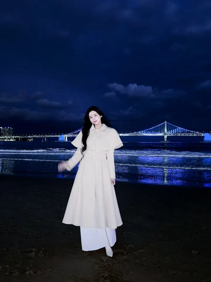 [빠른배송💗/기획특가💗] 벨 블랑쉬 케이프 스노우 아이보리 벨트 플레어 롱 코트 (high quality - 아이,핑크 고퀄리티 겨울 한겨울 방한 연말룩 페이크퍼 에코퍼) 상세 이미지 22