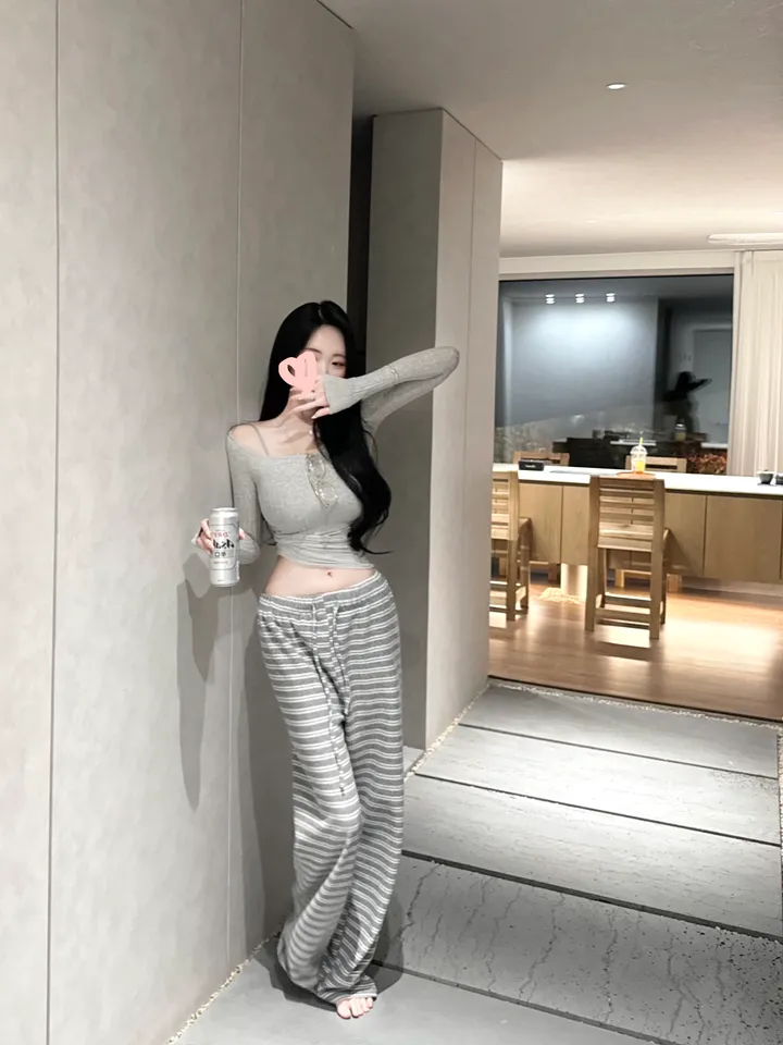*포근한타올* 허그 스트라이프 팬츠 / 츄리닝 밴딩팬츠 밴딩바지 니트팬츠 니트바지 단가라팬츠 츄리닝바지 트레이닝바지 트레이닝팬츠 와이드팬츠 겨울 하의 수면바지 상세 이미지 6