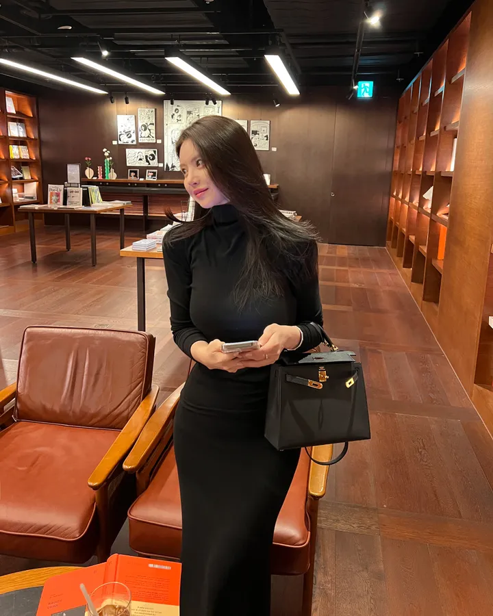(THEMANON MADE) 로잘린 하이넥 맥시 스커트 투피스 세트 (3color) 상세 이미지 49