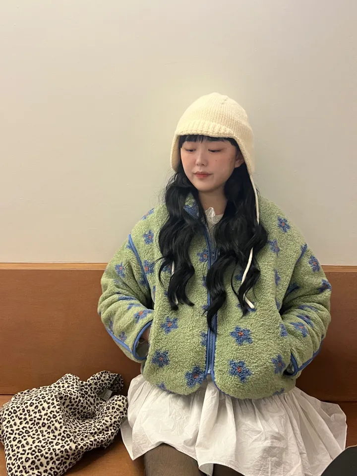 플라워 뽀글이 누빔 후리스 집업 상세 이미지 21