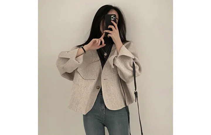 브이넥 노카라 여성 하프 크롭 와이드핏 코트 자켓 상세 이미지 7
