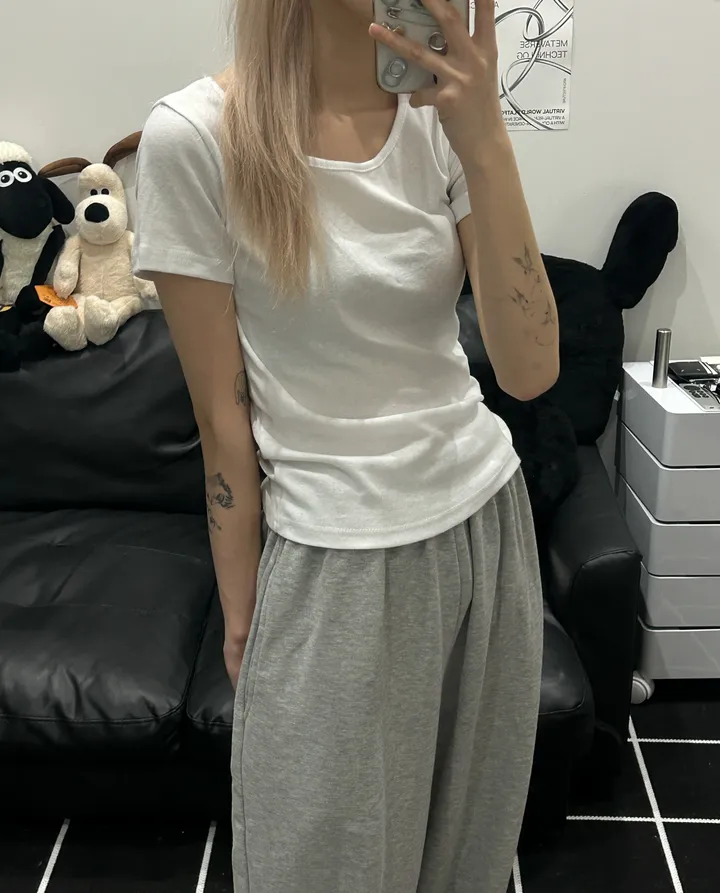 [🎀누적판매 2천장🎀] Butter slimfit u-neck short sleeve T 버터 슬림핏 유넥 반팔티 상세 이미지 6