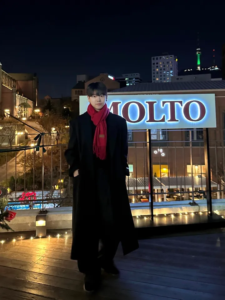룩 다트 맥시 오버핏 울 코트 상세 이미지 6