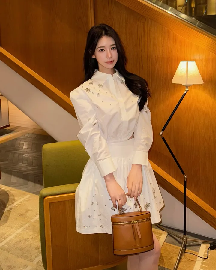 [하이퀄리티] 보석 큐빅 셔츠 스커트 투피스 S,M,L 상세 이미지 5