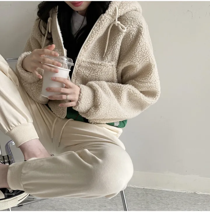 [국내생산/휘뚜루 마뚜루템!]뽀글이 덤블 크롭 후드 집업(3color) 핑크래빗 상세 이미지 10