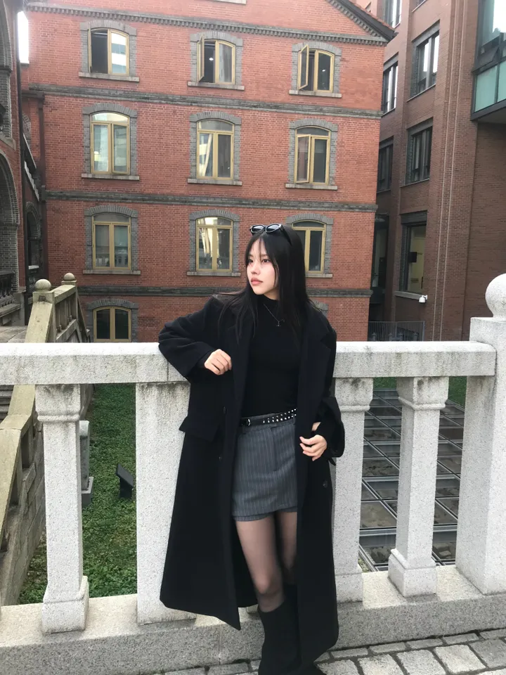 [울함유고퀄🖤] 엘리 울 더블 버튼 뒤트임 누빔 겨울 롱 코트 상세 이미지 25