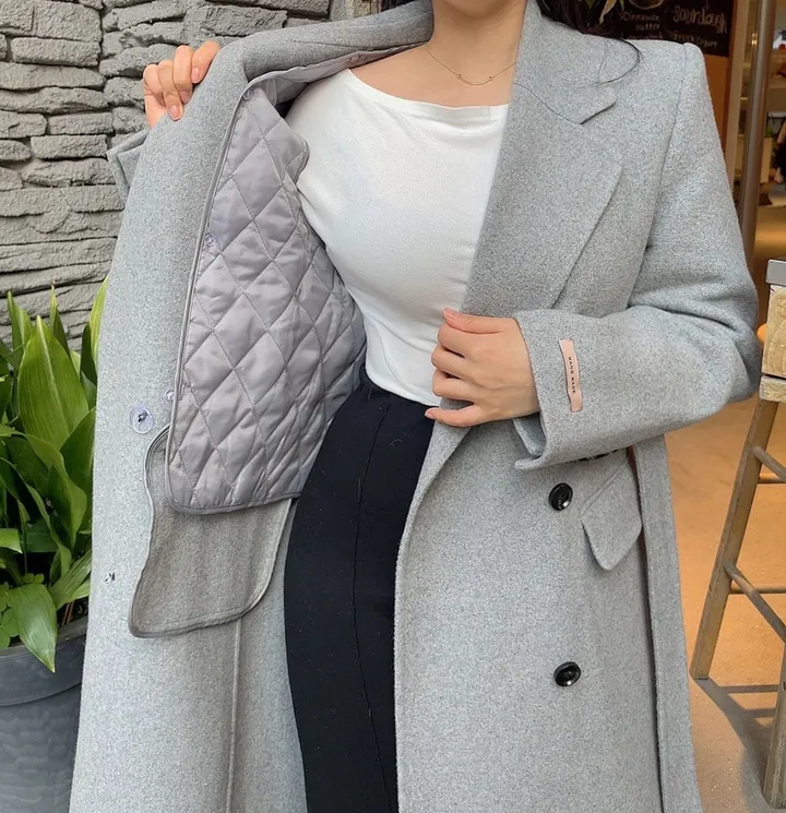 (퀄팅패딩내피안감/탈부착가능) 고급스러운 텍스처 더블 버튼 테인 핸드메이드 울 롱 코트 상세 이미지 13