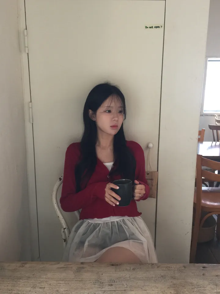 [여리보들] 물결 브이넥 골지 니트 가디건 상세 이미지 9