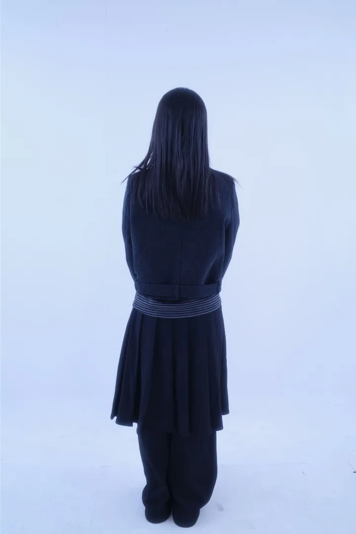 드레스 모델 착용 이미지-S1L10