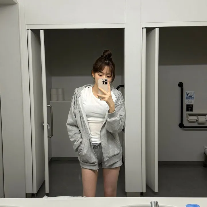 [문의폭주][핏보장][남여공용] 큐트 박시핏 남여공용 후드집업 상세 이미지 18