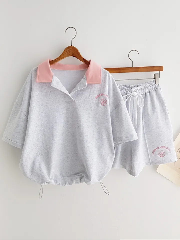 *세트가격!* 귀여운 자수 포인트 카라티셔츠 오버핏 카라반팔티 밴딩 핀턱 반바지 투피스세트 여름 트레이닝복 추리닝세트 이지웨어세트 여름휴가룩 바캉스룩 꾸안꾸세트 썸머세트 상세 이미지 4