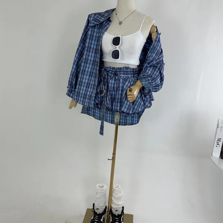 *벨트포함*[꽃놀이룩🌸/MD추천/여행룩/러블리/세트가격💙] 러블리 느좋 블루 체크 루즈핏 하트 단추 지지미 셔츠 남방 + 하이 로우 벨트 펌킨 프릴 체크 치마바지 SET 상세 이미지 27