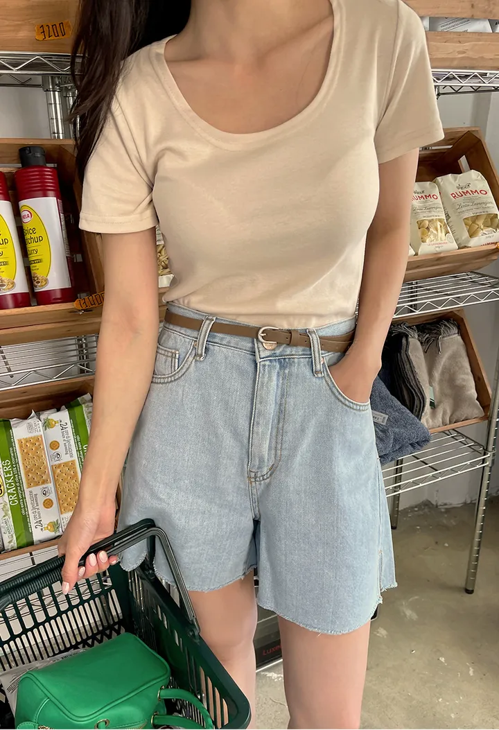 [44-110] [9천장 돌파✨] 유리빈 스판 U넥 슬림핏 크롭 티셔츠( 여름/데일리룩/여행룩/휴가룩/흠뻑쇼/워터밤/빅사이즈/110사이즈/자체제작/크롭/스판/스판좋은/쫀쫀한/쿨링/아이스/기본템/레이어드/베이직/부드러운 ) 상세 이미지 92