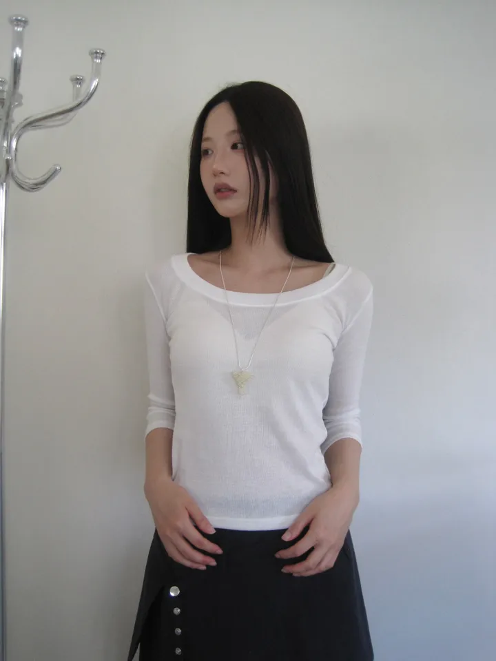 긴팔 티셔츠 모델 착용 이미지-S1L50