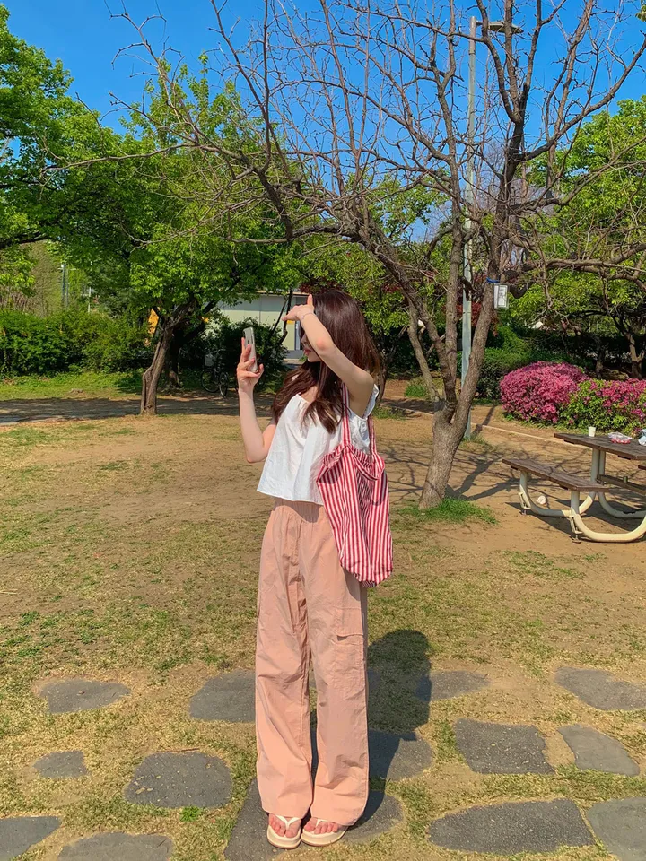 [묶음할인🎁간절기🤎롱&숏/진짜강추ㅠ] 아이스 바스락 나일론 썸머 카고 와이드 트레이닝 팬츠 하이웨스트 밴딩 봄 츄리닝 바지 냉장고 벚꽃룩 꽃놀이룩 개강여신 6COL 상세 이미지 20
