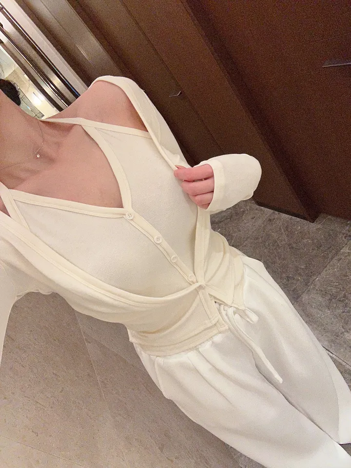 오묘한컬러감🌹*뷰엘단독* 아망 홀터넥 나시 가디건 투피스 세트 레이어드 가디건 봄가디건 상세 이미지 30