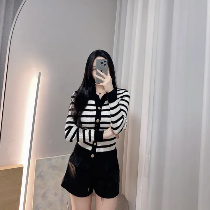 헤르배색 금장 스트라이프가디건 카라가디건 수입가디건 상세 이미지 19