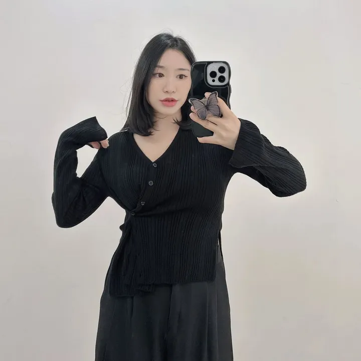 [빅사이즈/봄 필수템🌸] 반해 버튼 브이넥 골지 슬림 사선 가디건 상세 이미지 33