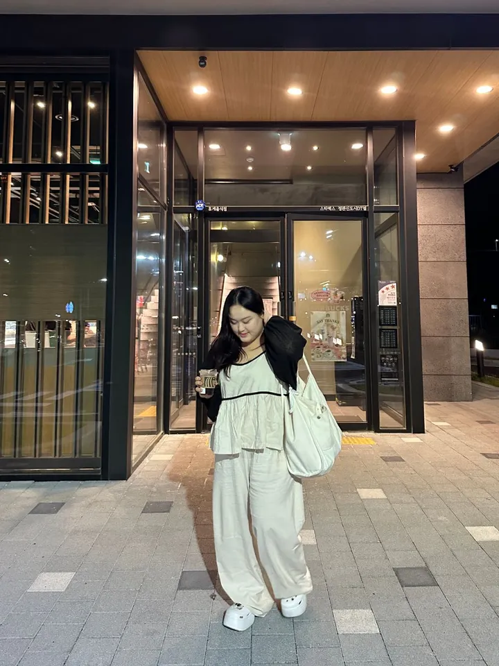 여름 뷔스티에 세트 와이드 팬츠 플레어 뷔스티에 아방핏 데이트룩 추천 상세 이미지 3