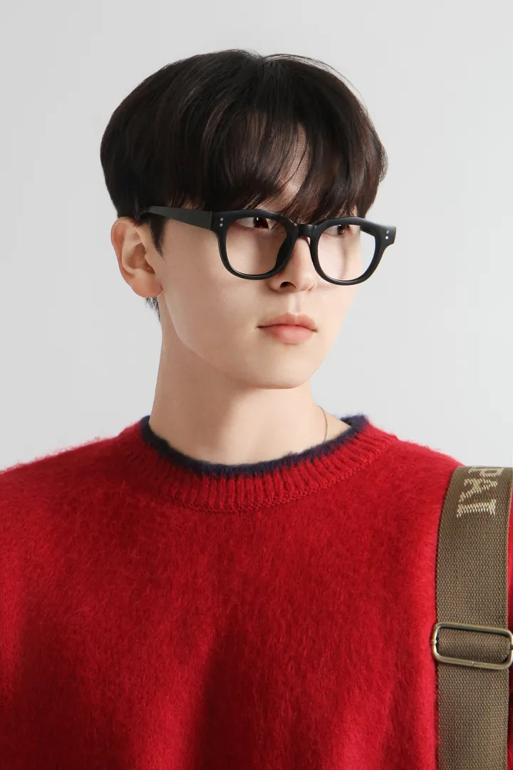 하이젠버그 무광블랙 뿔테안경 상세 이미지 4