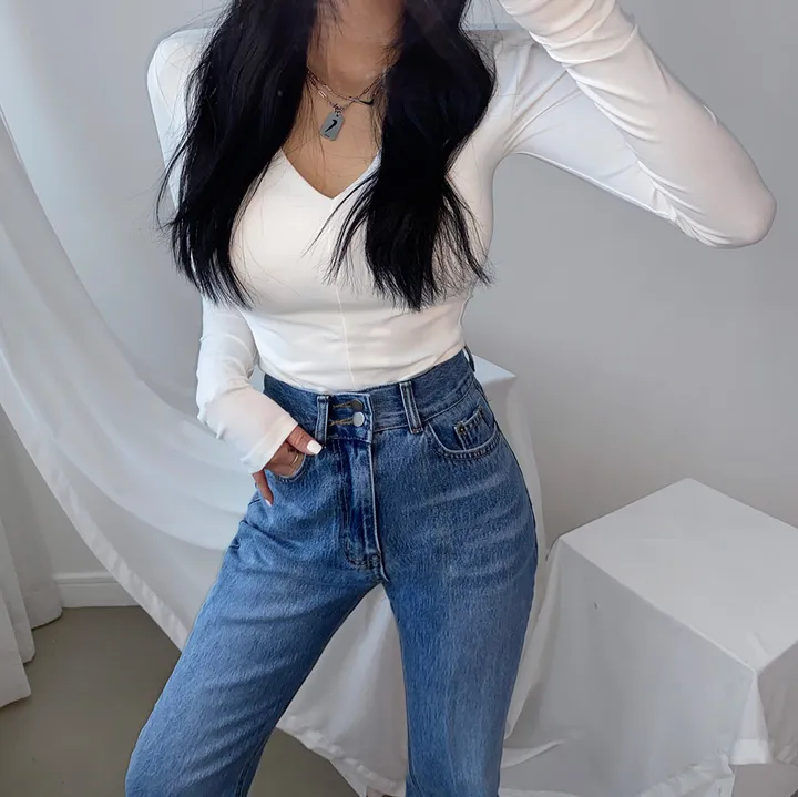 패드 브이넥 스판 절개 슬림 티셔츠 상세 이미지 53