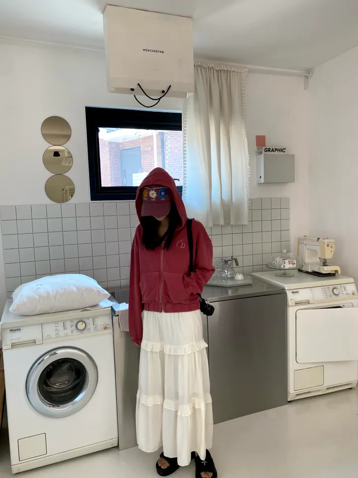 [💖봄신상/여리여리/💖피그먼트]헤븐 시보리 크롭 아방핏 루즈핏 자수 여친룩 꾸안꾸 후드 집업 상세 이미지 14