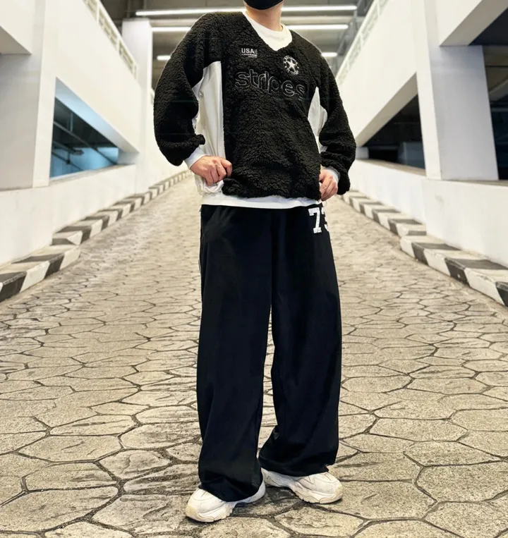 [1+1할인]덤블 양털 밍크 후리스 자수 패치 블록코어 스트링 오버핏 브이넥 아노락 맨투맨 상세 이미지 101