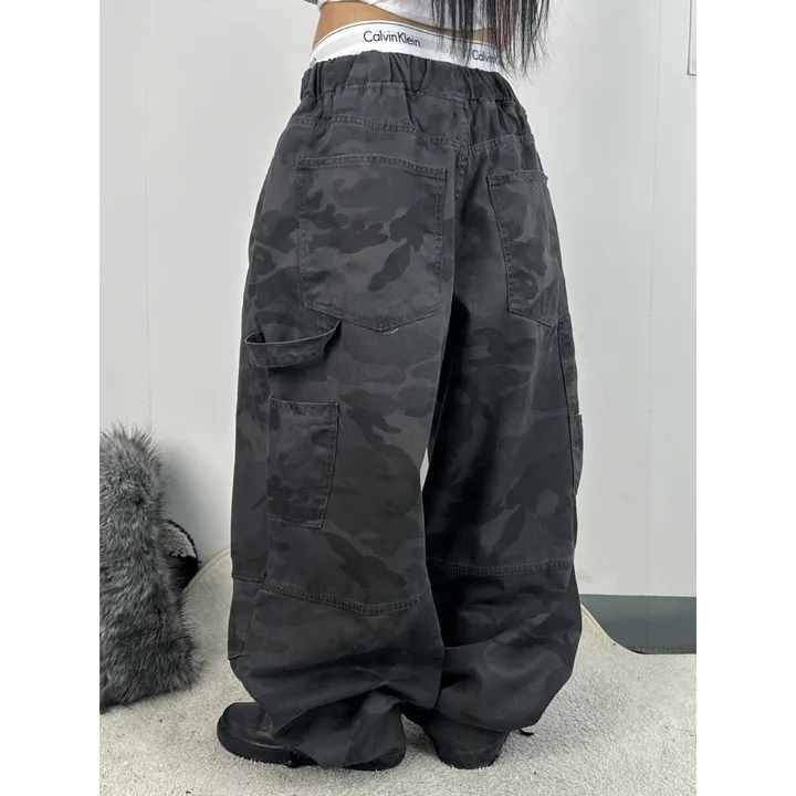 [UNISEX/소장추천!]밀리터리 카모 카펜더 스트랩 포인트 핀턱 와이드 벌룬 팬츠(2color/3-5일 여유주문) 상세 이미지 27