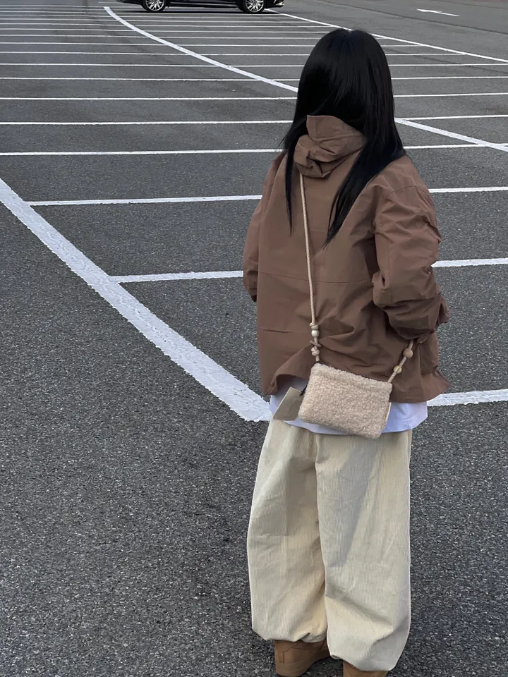 -  남녀공용 탄탄 비비 포켓 오버핏 바람막이 - 상세 이미지 37
