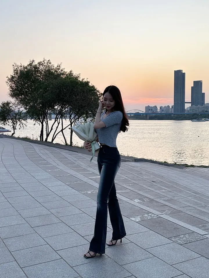 [자체제작/허리쏘옥/히든밴딩/기본,롱ver] -3kg 몸매 보정 워싱 롱 부츠컷 데님 청바지 롱팬츠 상세 이미지 77