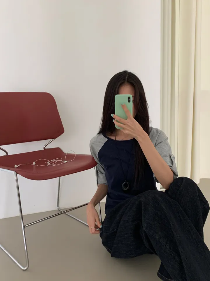 반팔 티셔츠 모델 착용 이미지-S1L18