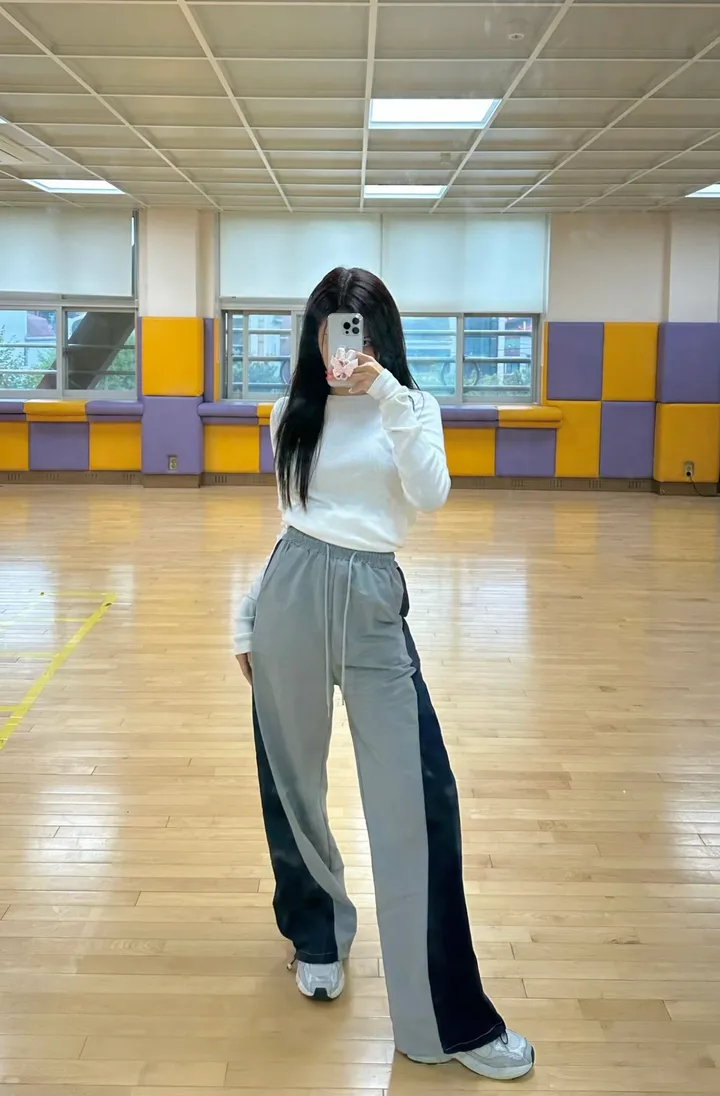 🌪Smoke 사선 팬츠 / 스우파 배색 얼룩말 바다 블랙 스트링 청 카고팬츠 와이드팬츠 힙 스트릿 유니크 빈티지 y2k 힙합 댄스 댄서 무대의상 공연의상 카고바지 포켓 데님팬츠 상세 이미지 40