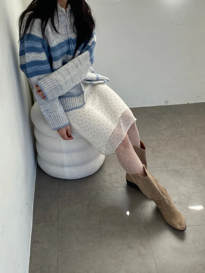 긴팔 티셔츠 모델 착용 이미지-S1L52