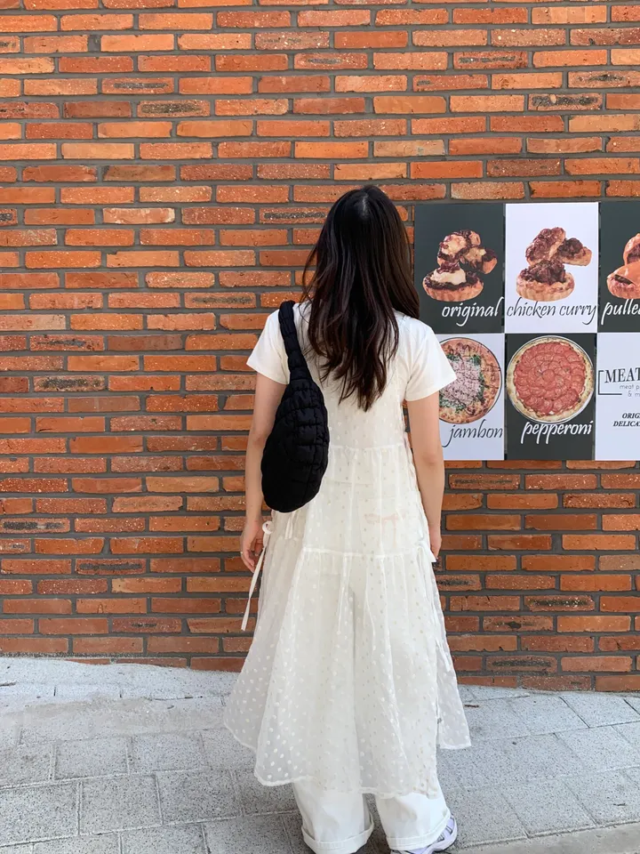 퐁신쫀쫀 겨울백 🩷 2type/ 폭신 귀여운 포인트 버블 미니 패딩백 제니 코스 사계절 신상 데일리 보부상 곱창끈 증정 소프트 크로스백 숄더백 상세 이미지 12