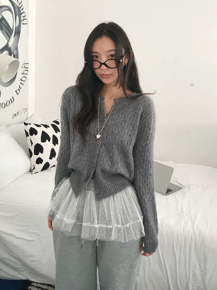 [전컬러입고!/고퀄!후기극찬❣️폭닥 케이블 꽈배기 단추니트가디건 여유핏!] 피오케이블꽈니트가디건 상세 이미지 34