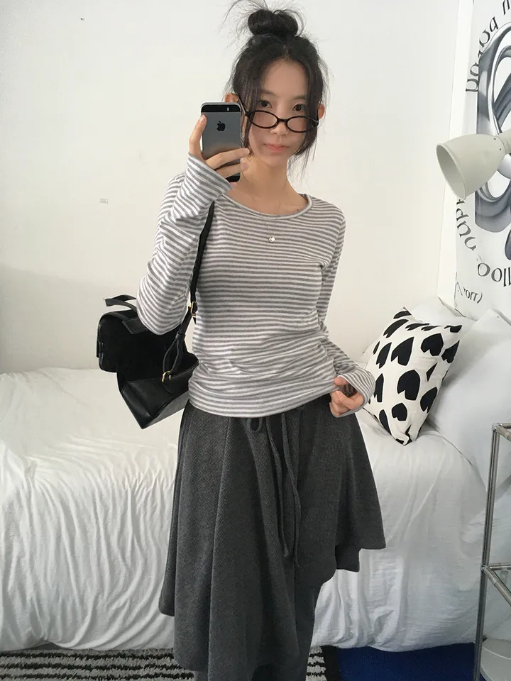 [슬림핏!/간절기,봄필수! 잔단가라 라운드넥 단가라티셔츠 긴팔티셔츠 이너티 기본티] 엘리슬림핏단가라긴팔T 상세 이미지 15