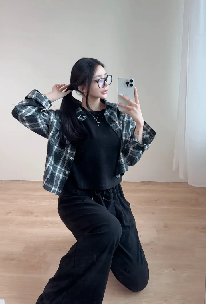 *빠른출고*[최저/set❤️/휘뚤마뚤!]벨루아 반팔 핀턱 트레이닝 세트 벨벳 세트 투피스 여름세트 여름투피스 상세 이미지 10