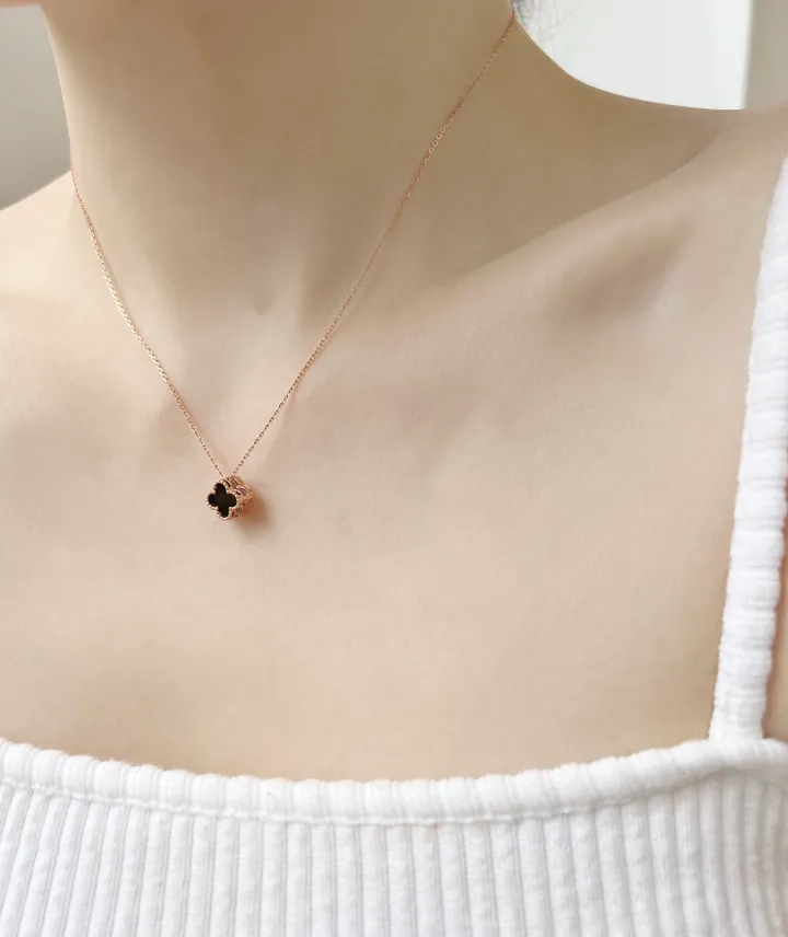 [에이블리 단독][14K GOLD] 네잎클로버 양면 목걸이 펜던트 상세 이미지 9