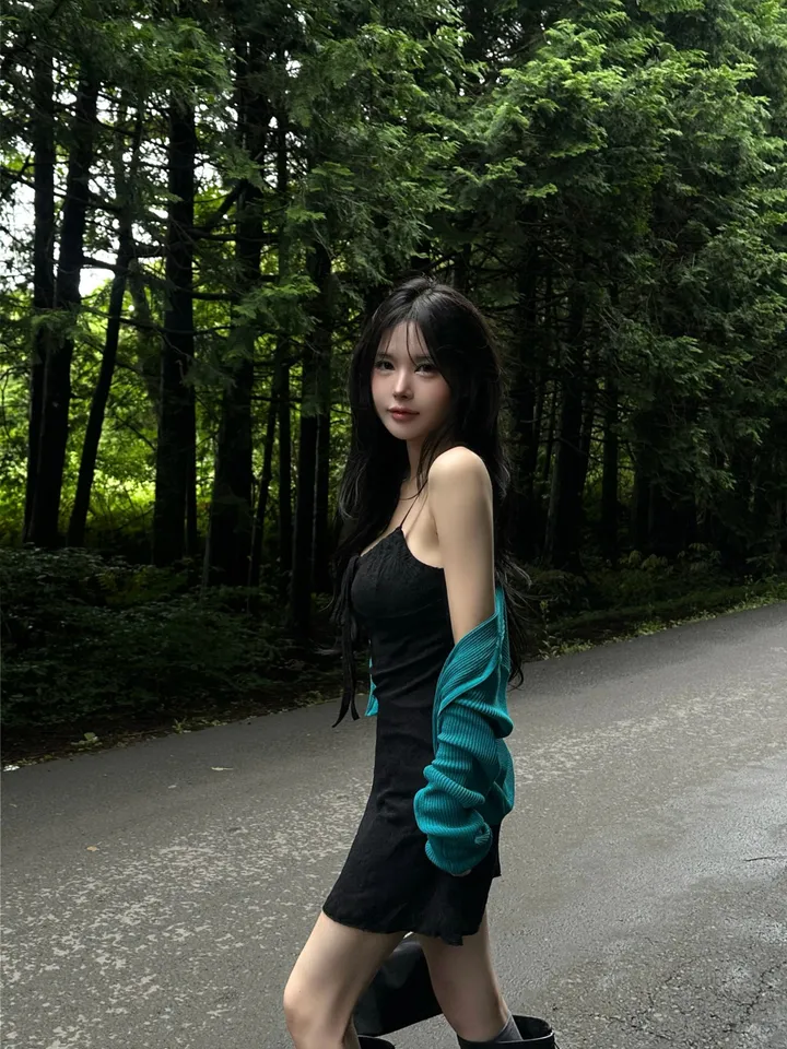 드레스 모델 착용 이미지-S1L52