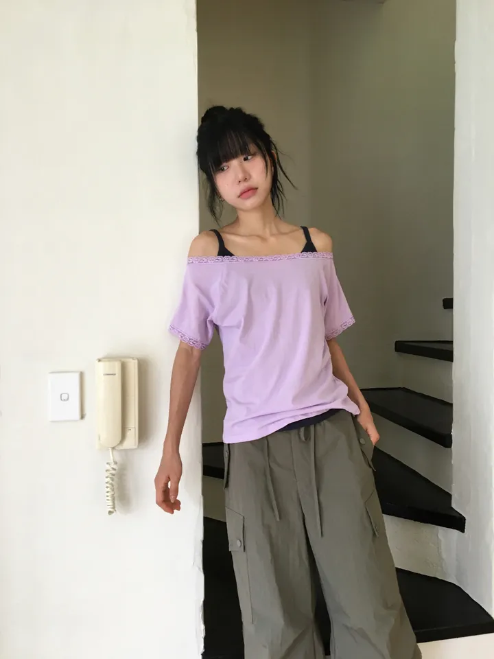 민소매 모델 착용 이미지-S1L6