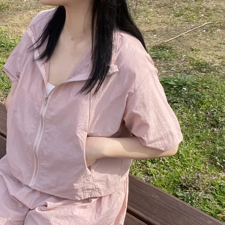 [바스락트레이닝set!/데일리4컬러] 여름 시원한 운동복 바스락 5부 트레이닝복 루즈핏 포켓 하이넥 바람막이 윈드브레이커 무지 스트링 밴딩 반바지 트레이닝 아노락 세트 셋업 상세 이미지 12