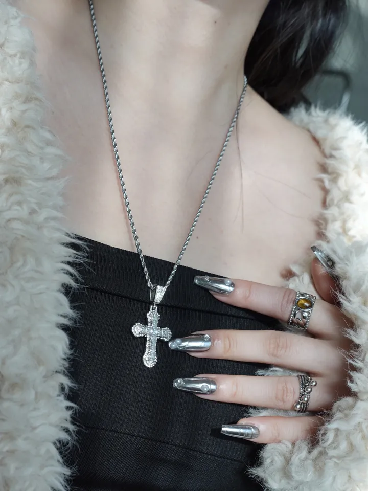 [s.steel/3color] bold cubic cross necklace | 볼드 큐빅 십자가 목걸이 상세 이미지 15