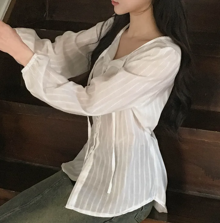 [반팔추가💛] 플로아 레이스 펀칭 블라우스 3colors 상세 이미지 6