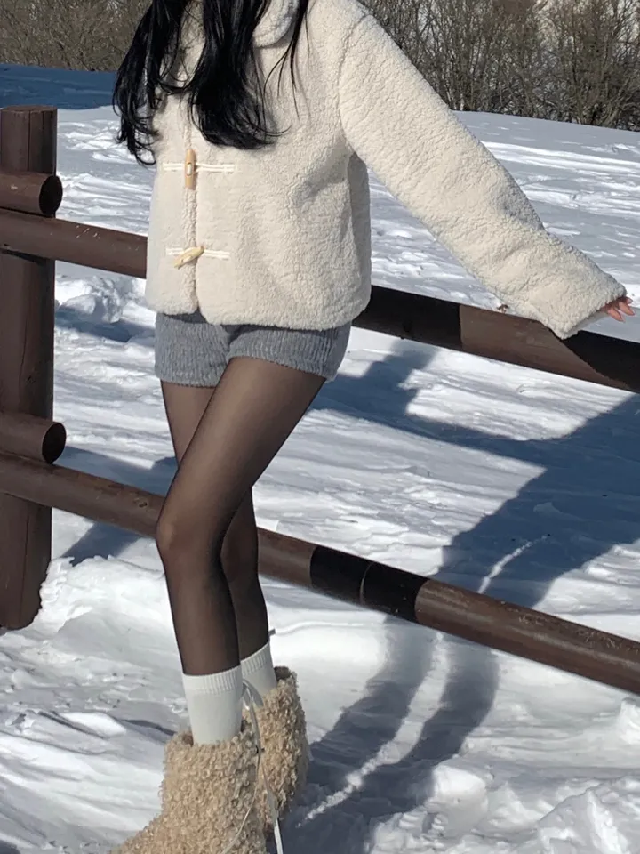 [오늘출발/주문폭주] 폴 앙고라 마이크로팬츠 숏팬츠 핫팬츠 니트바지 겨울신상 겨울재진행 (2color) 상세 이미지 32