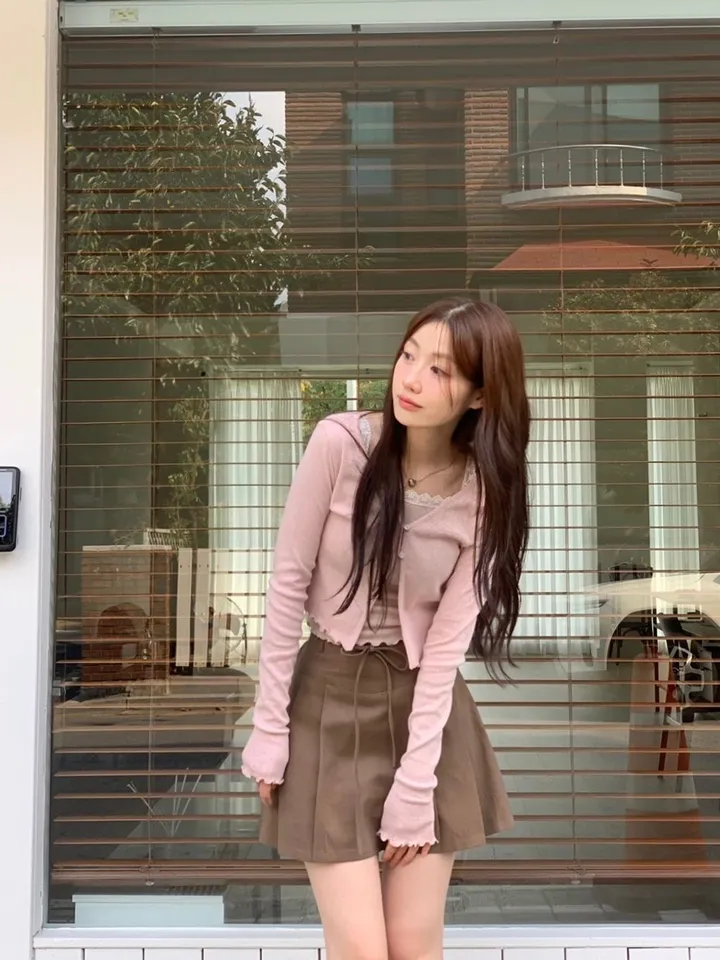 레이블 물결 여리핏 플라워 펀칭 브이넥 롱슬리브 버튼 가디건 3color 상세 이미지 33