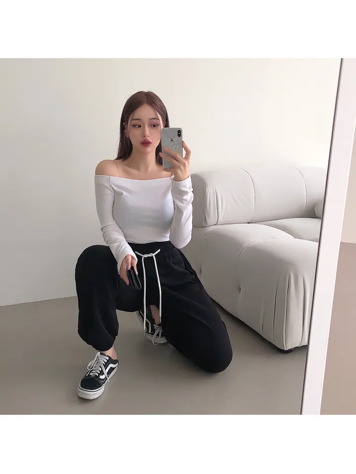 [인생컬러/여리핏] 우프 오프숄더 슬림핏 긴팔 티셔츠 봄티셔츠 봄신상 봄옷 가을티셔츠 가을옷 가을신상 상세 이미지 10