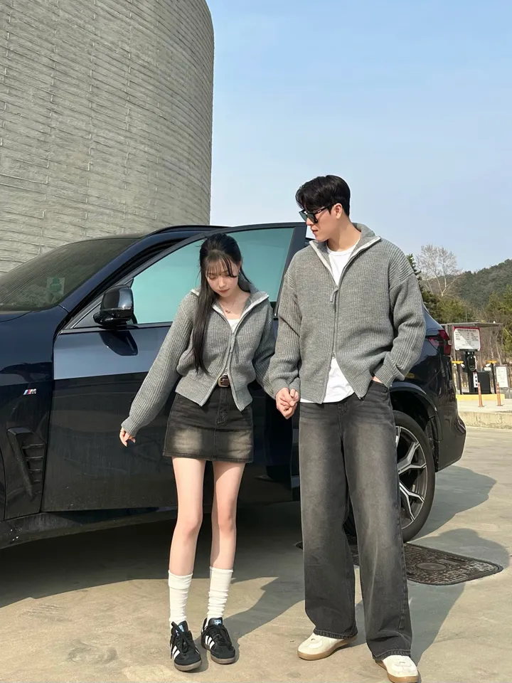 크롭&오버/ 커플 니트 집업 하찌 크롭 니트 오버핏 남녀공용 겨울 가을 봄 커플룩 시밀러룩 꾸안꾸 세트 투피스 남자 코디 데이트 빅사이즈 청치마 청바지 데님 미니 스커트 와이드팬츠 상세 이미지 18