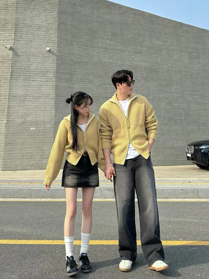 크롭&오버/ 커플 니트 집업 하찌 크롭 니트 오버핏 남녀공용 겨울 가을 봄 커플룩 시밀러룩 꾸안꾸 세트 투피스 남자 코디 데이트 빅사이즈 청치마 청바지 데님 미니 스커트 와이드팬츠 상세 이미지 40